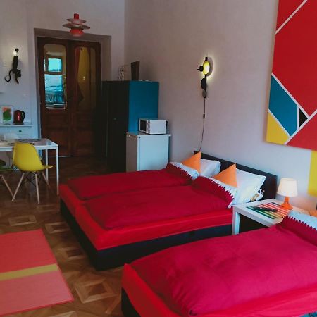 View To The Cracow Basic Apartment Krakow Exterior photo